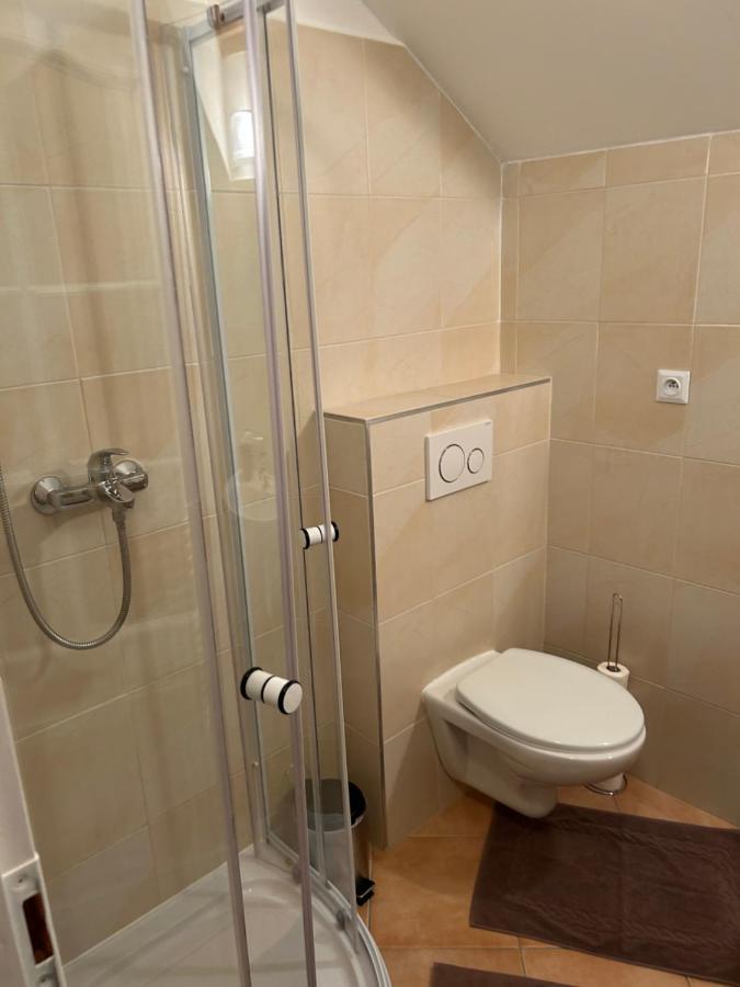Kondé Apartments A Dunajská Streda Extérieur photo